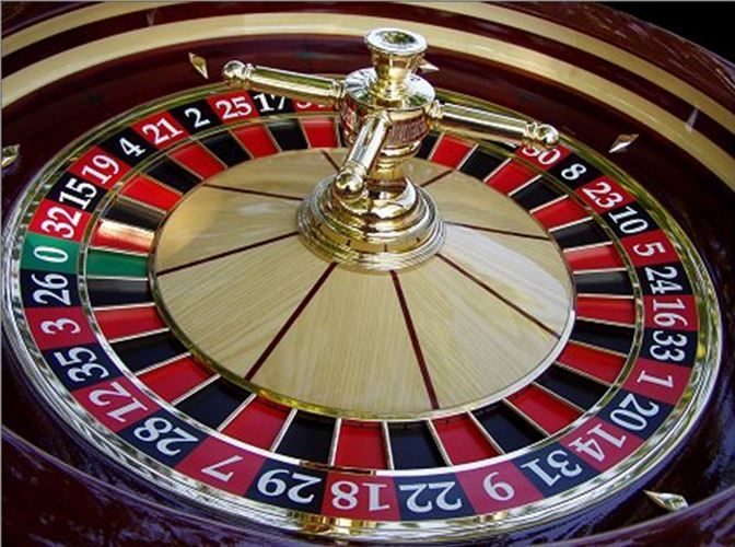 CoolCat Casino کھلاڑیوں کے لیے لائیو کیسینو سیکشن